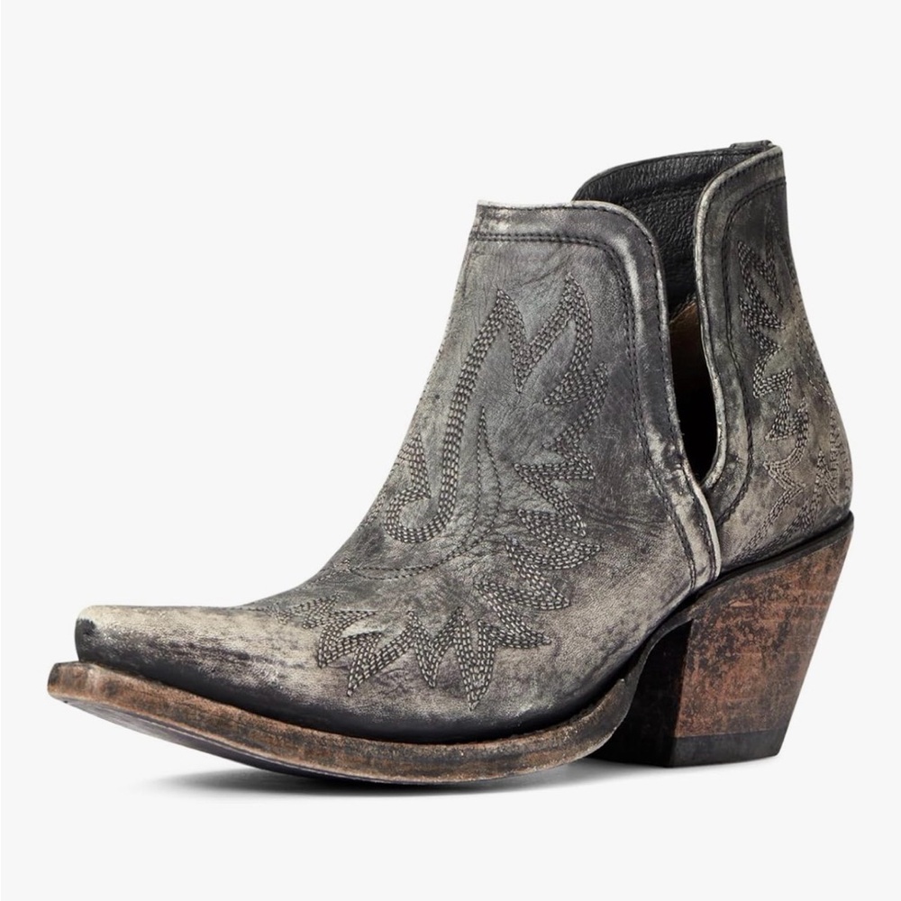 Ariat Distressed Black snip toe Ankle Booties